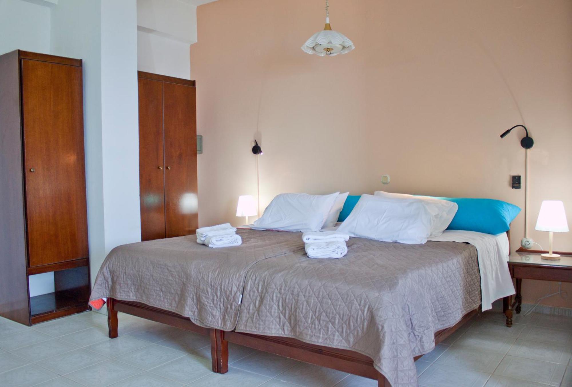 Melani Apartments Ханья Экстерьер фото